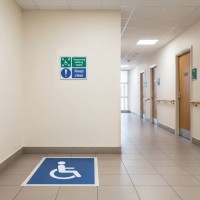 Temporary Waiting Space - Keep Clear