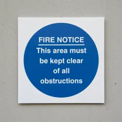 Fire Notice this Area Must be Kept Clear of Obstructions