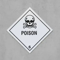 Poison (6) Poison (6)