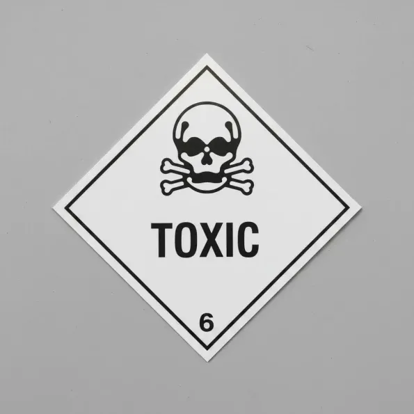 Toxic (6)