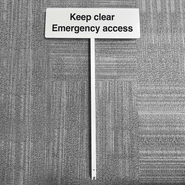 Keep Clear - Emergency Access - Verge Sign