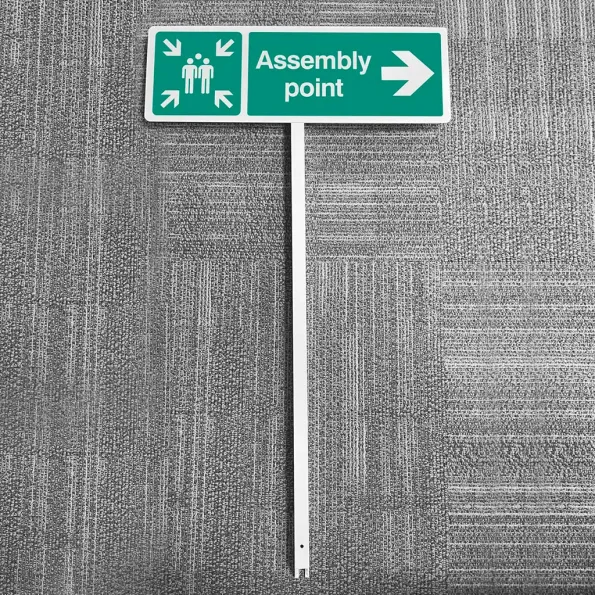 Assembly Point - Arrow Right - Verge Sign