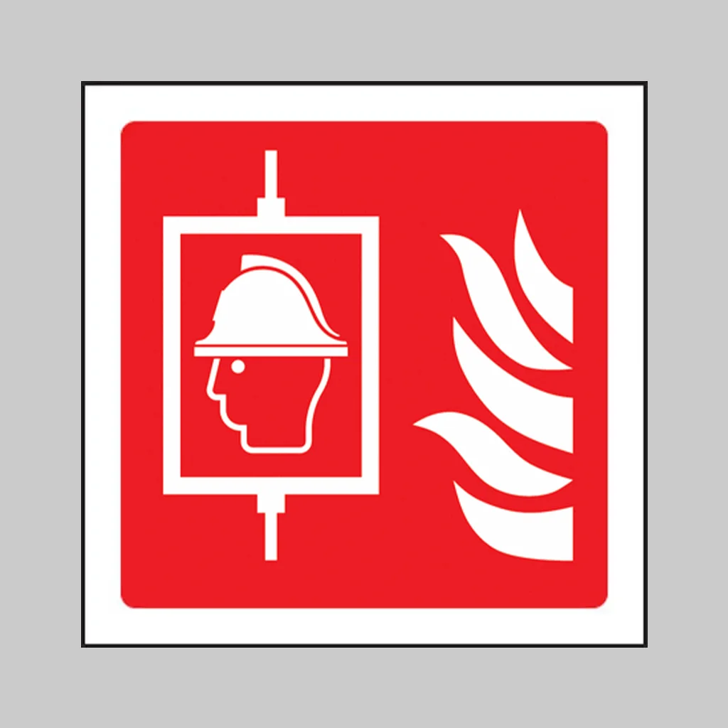 ISO 7010 F017 Firefighters Lift symbol