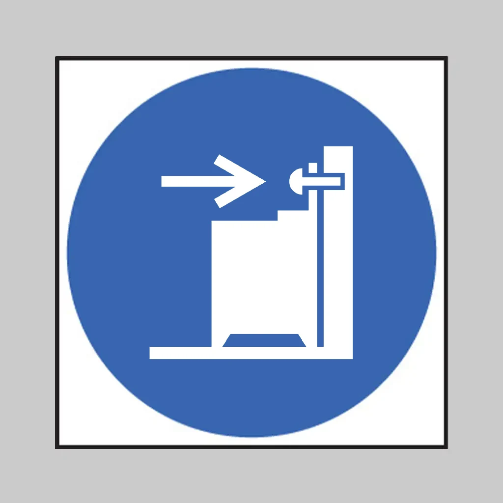 ISO 7010 M071 Use Anti-Tip Restraints