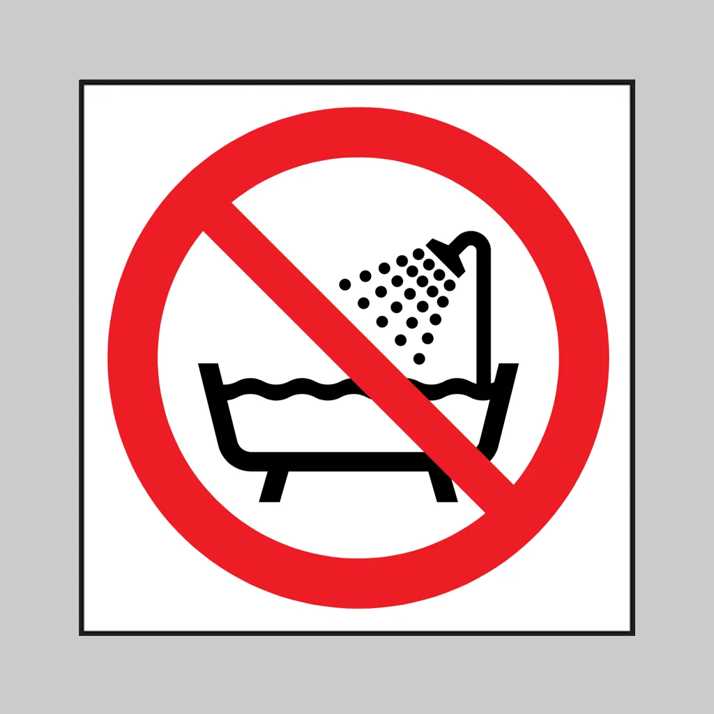 ISO 7010 P026 Do not use this device in a bathtub or shower